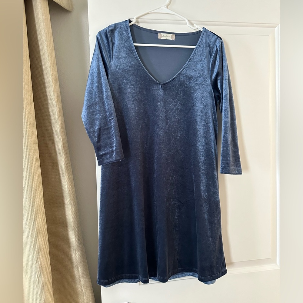 Flowy Velvet dress